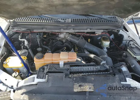 2002 Ford F250 Super Duty z USA, uszkodzony, nr VIN 1FTNF20L52EA96899